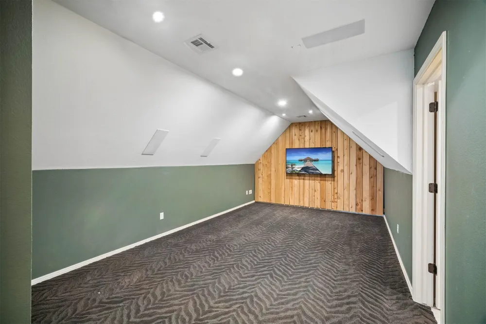 3705 W Canton Street Broken Arrow, OK 74012