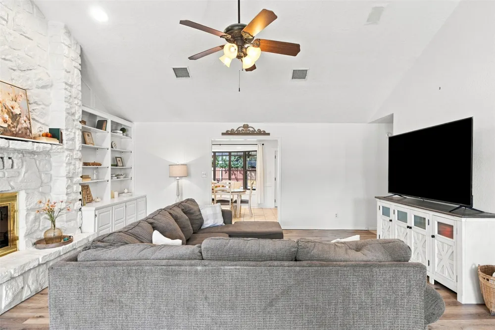 1504 S Nyssa Avenue Broken Arrow, OK 74012