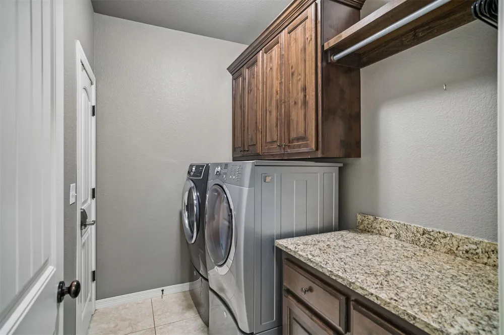 5862 E 144th Street Bixby, OK 74008