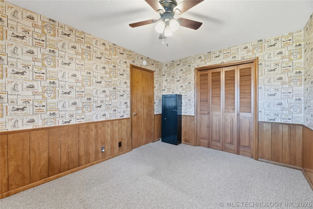 1037 Meadow Drive Bartlesville, OK 74006