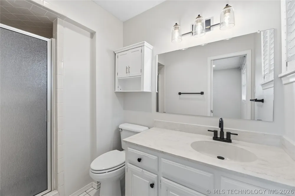 1037 Meadow Drive Bartlesville, OK 74006