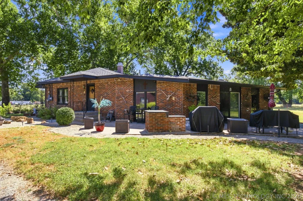 1217 Kansas Street Pawnee, OK 74058