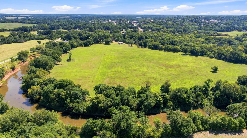 1217 Kansas Street Pawnee, OK 74058