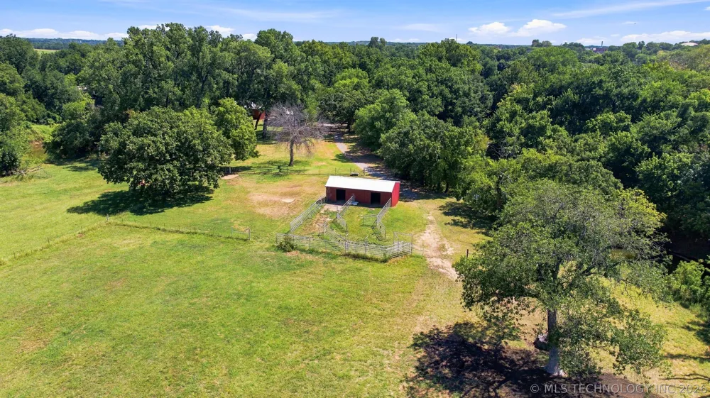 1217 Kansas Street Pawnee, OK 74058