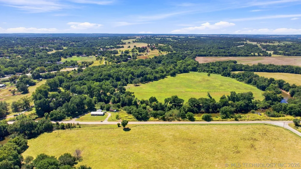 1217 Kansas Street Pawnee, OK 74058