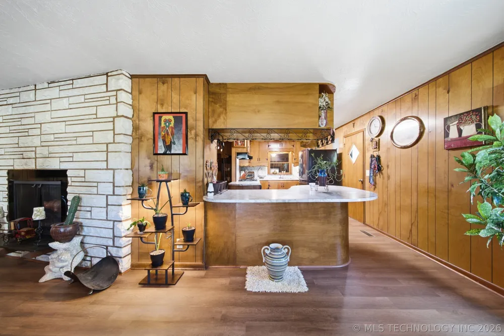 1217 Kansas Street Pawnee, OK 74058