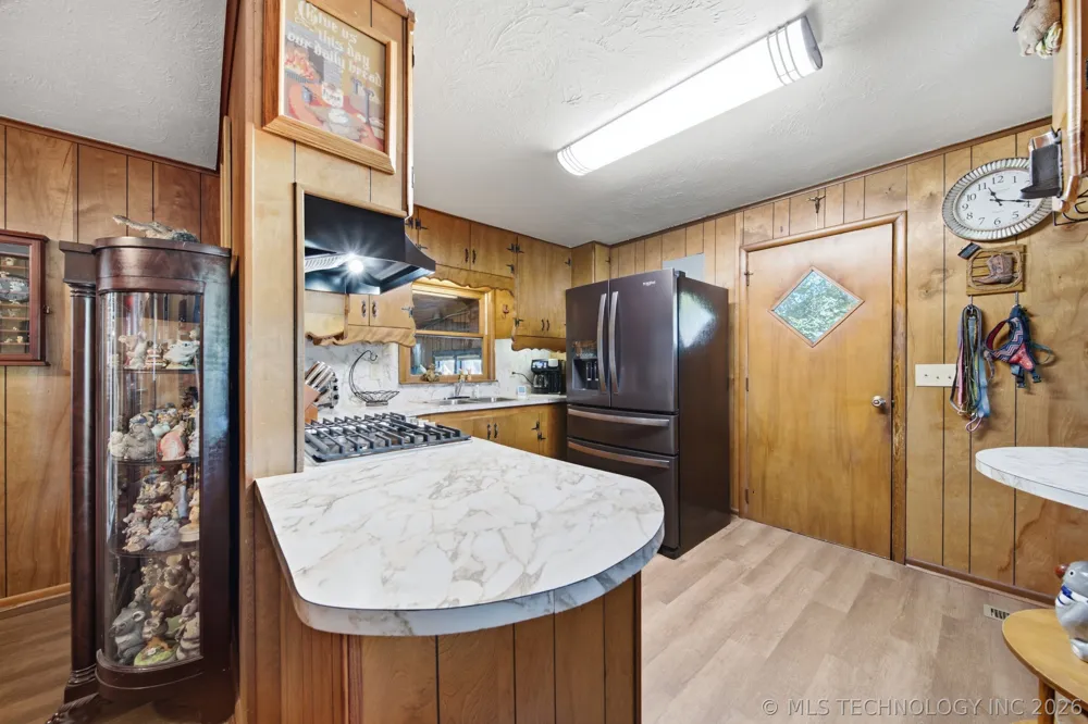 1217 Kansas Street Pawnee, OK 74058