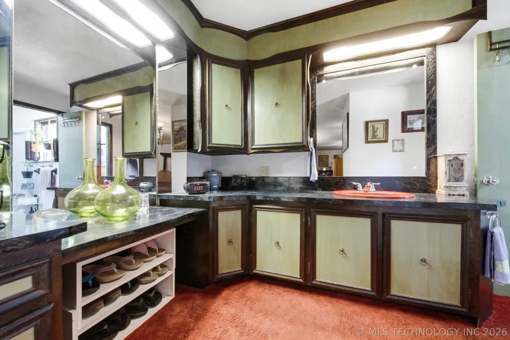 1217 Kansas Street Pawnee, OK 74058