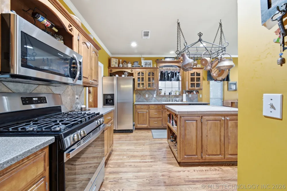 3104 Oak Avenue Broken Arrow, OK 74012
