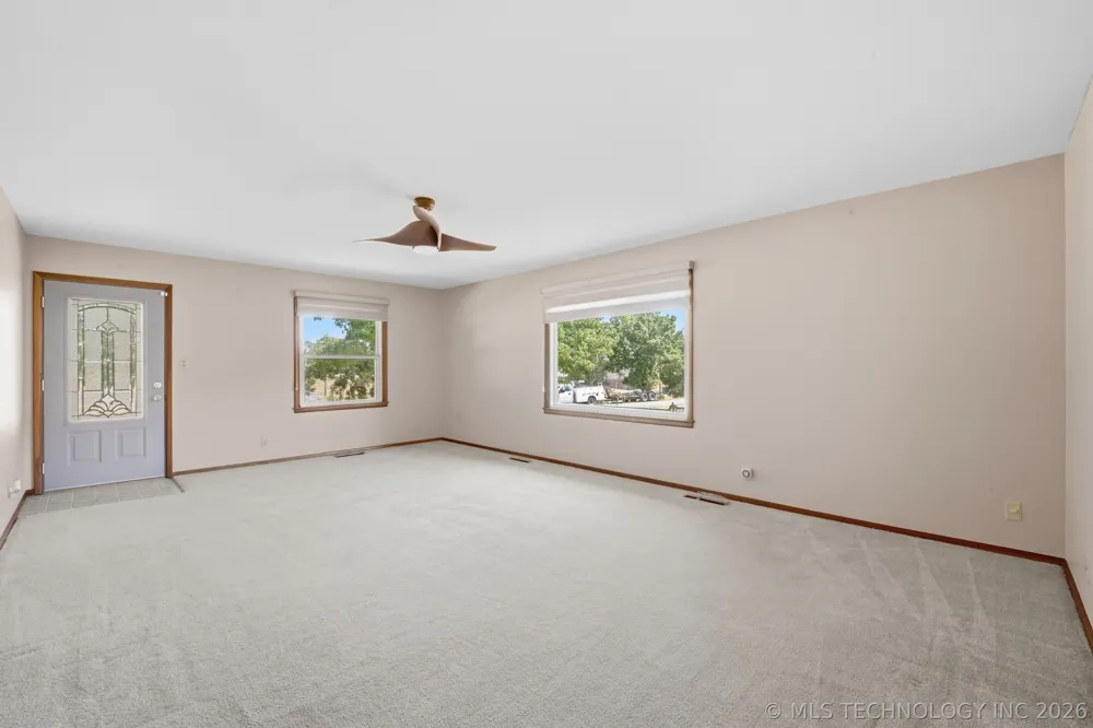 325 Hillside Drive Bartlesville, OK 74006