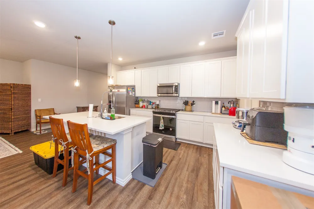 1502 S 72nd Place Broken Arrow, OK 74014