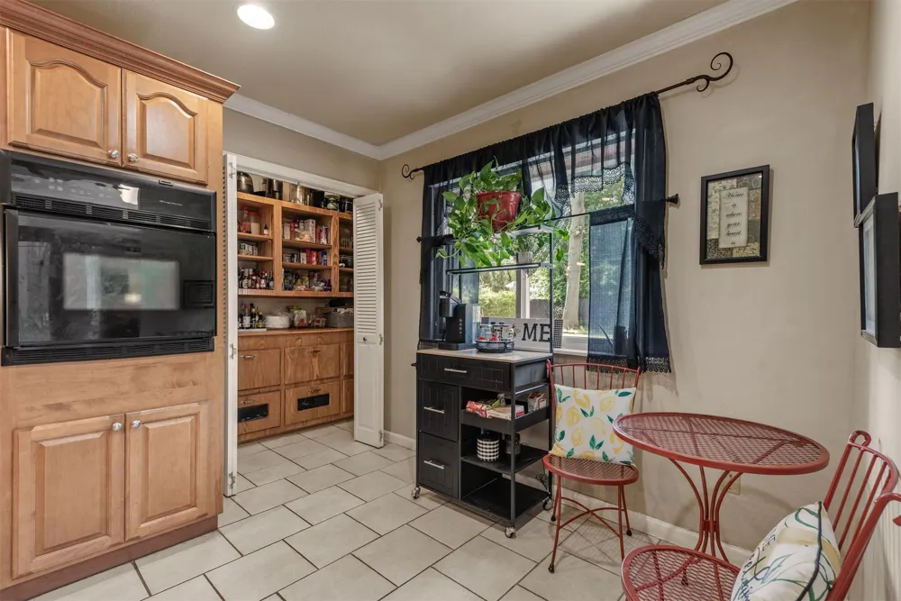 1810 W Independence Street Tulsa, OK 74127