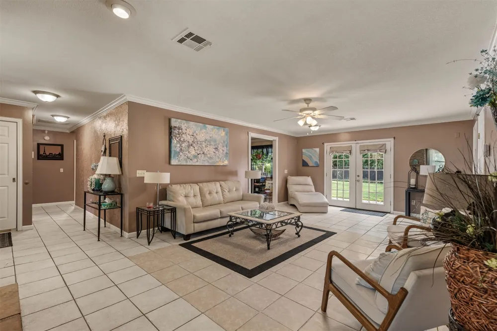 1810 W Independence Street Tulsa, OK 74127