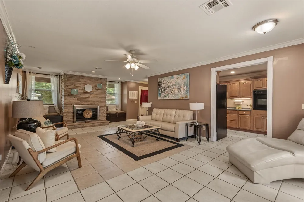 1810 W Independence Street Tulsa, OK 74127