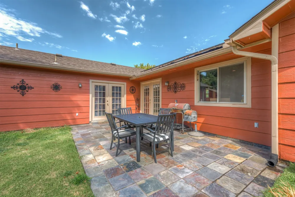 1810 W Independence Street Tulsa, OK 74127