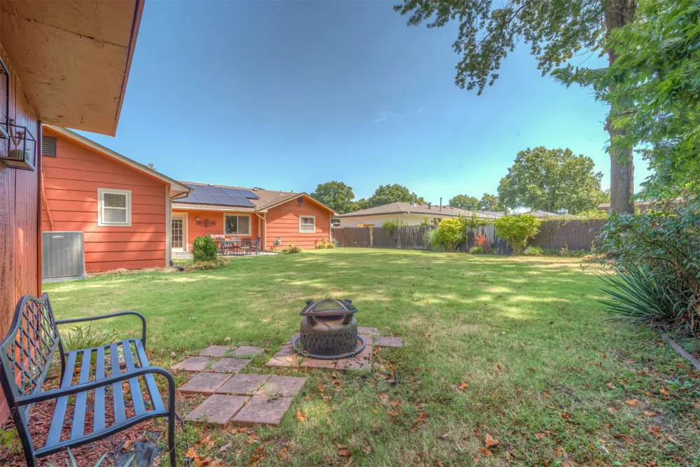 1810 W Independence Street Tulsa, OK 74127