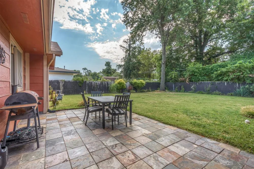 1810 W Independence Street Tulsa, OK 74127