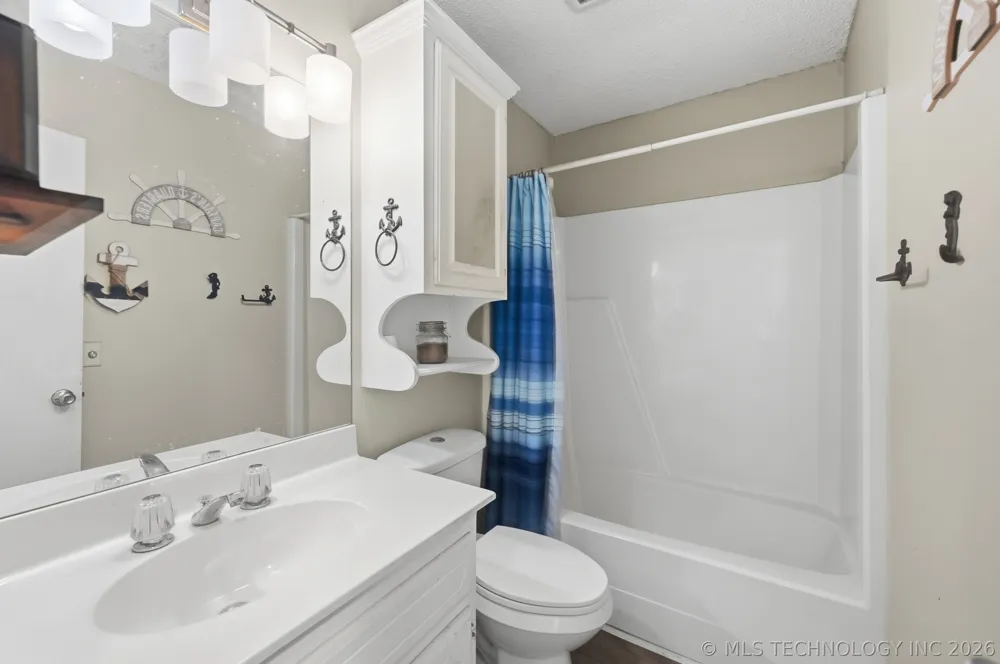 1016 E 13th Street Claremore, OK 74017
