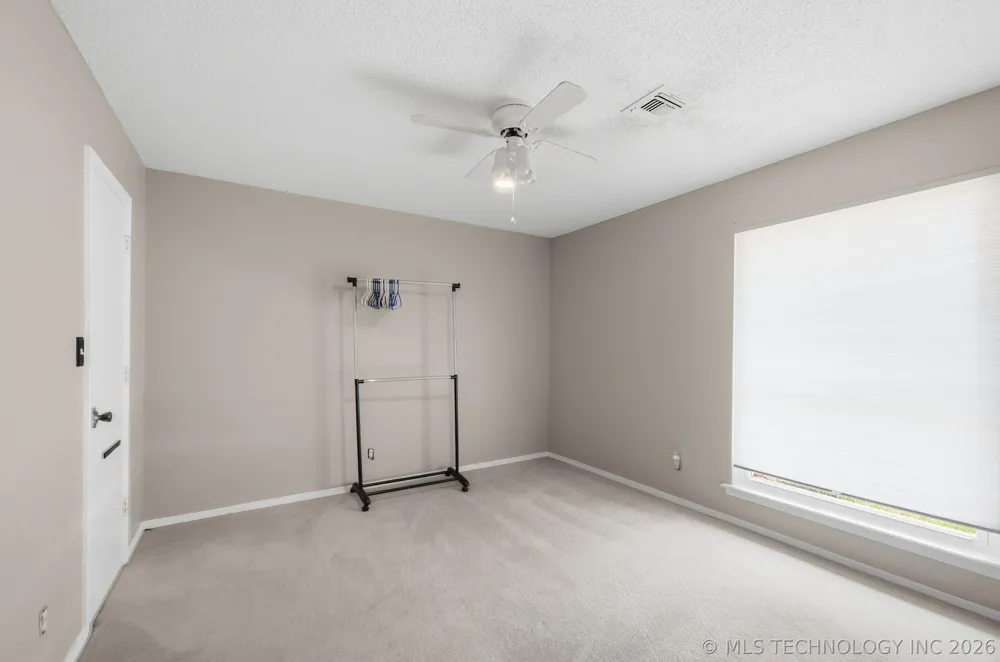 1016 E 13th Street Claremore, OK 74017