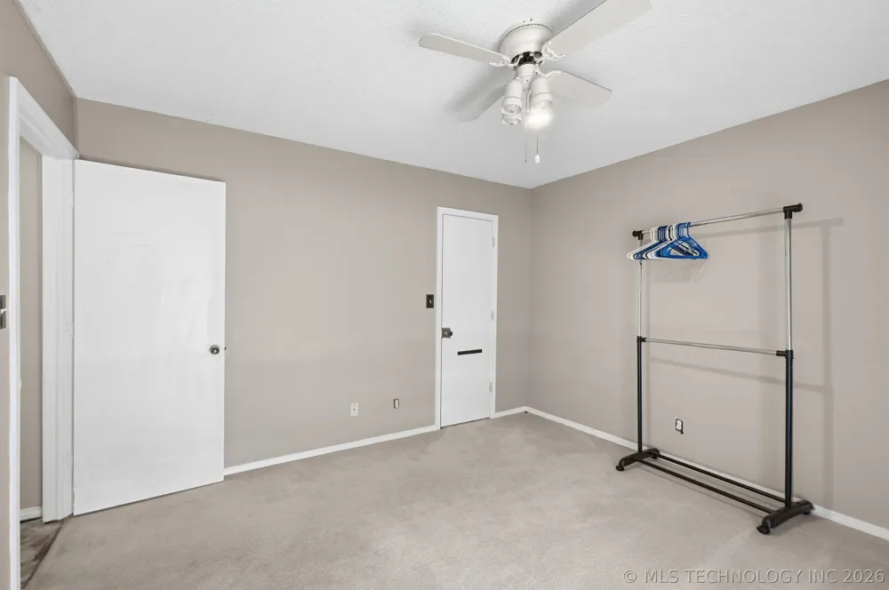 1016 E 13th Street Claremore, OK 74017