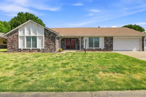10009 E 40th Street