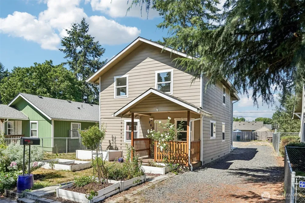 265 17th Avenue Longview, WA 98632