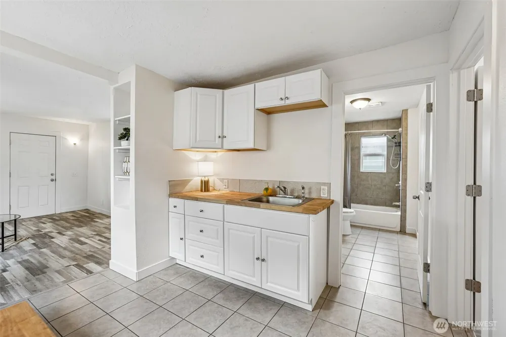 265 17th Avenue Longview, WA 98632