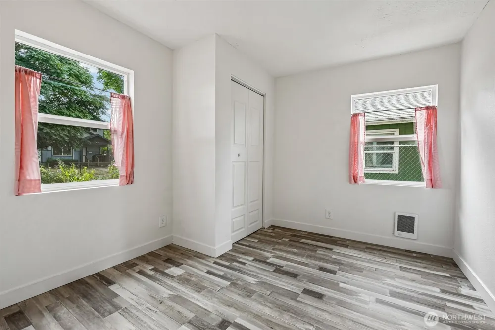 265 17th Avenue Longview, WA 98632