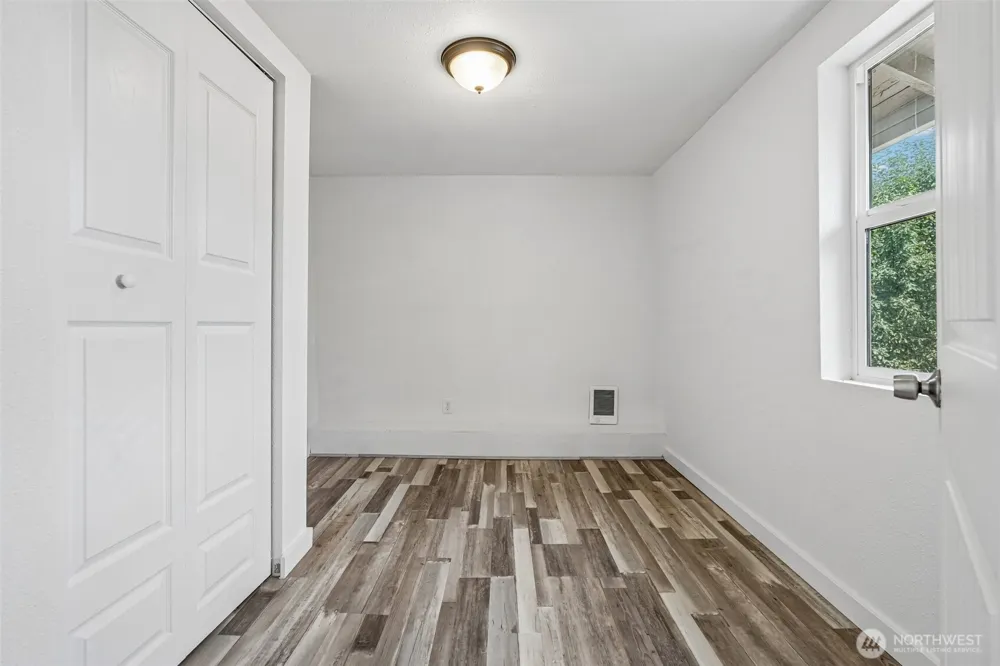 265 17th Avenue Longview, WA 98632