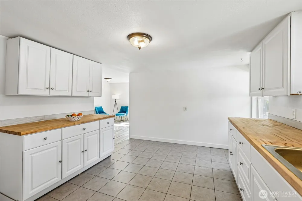 265 17th Avenue Longview, WA 98632