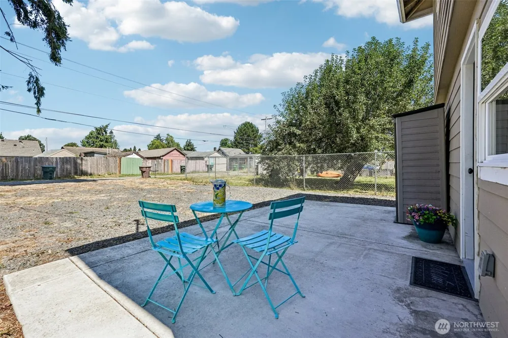265 17th Avenue Longview, WA 98632