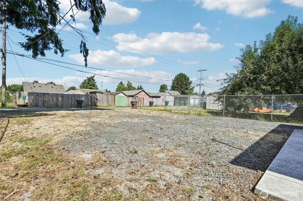 265 17th Avenue Longview, WA 98632