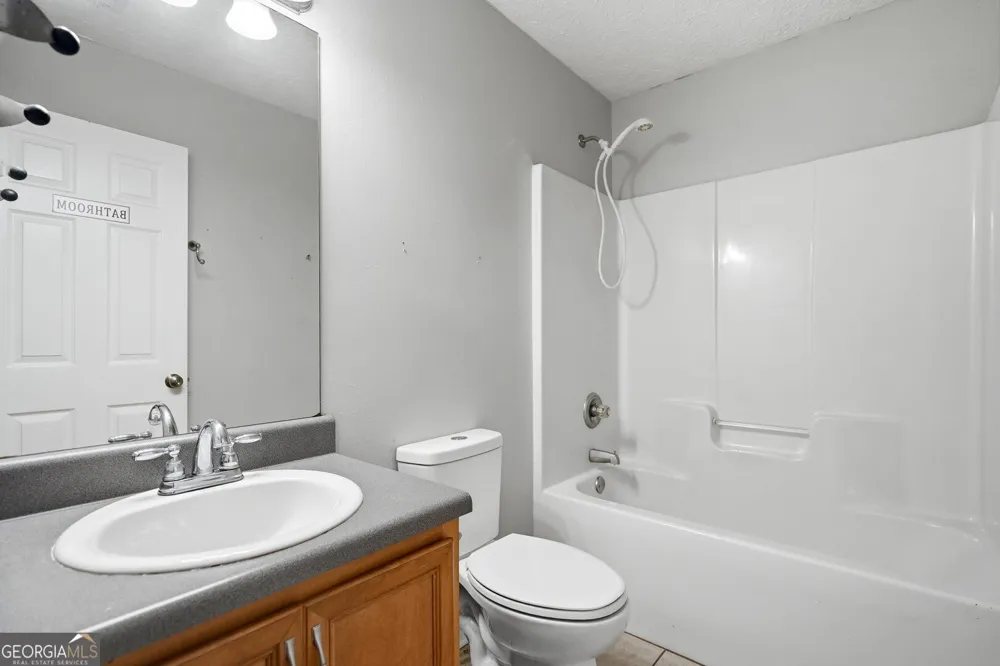 102 Independent CT Griffin, GA 30224