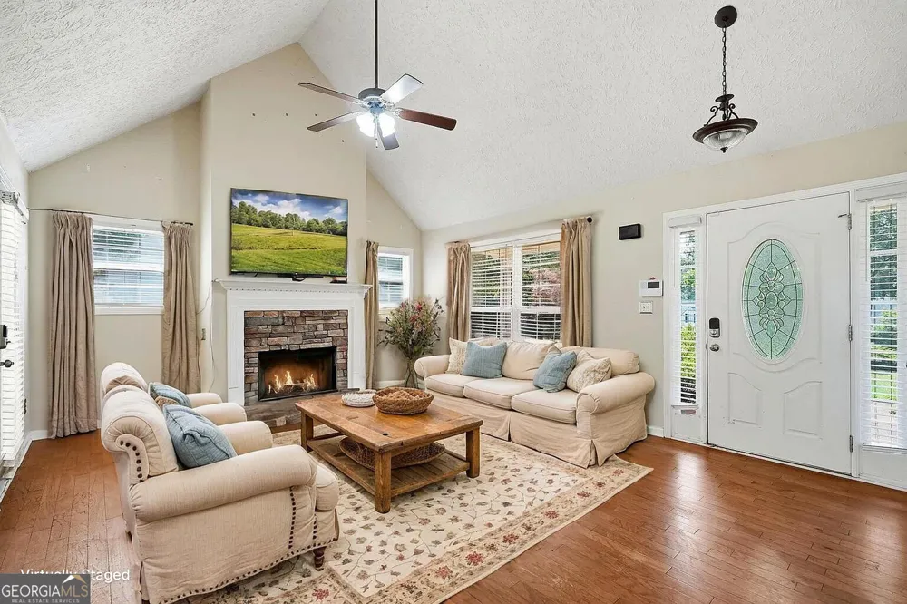 102 Independent CT Griffin, GA 30224