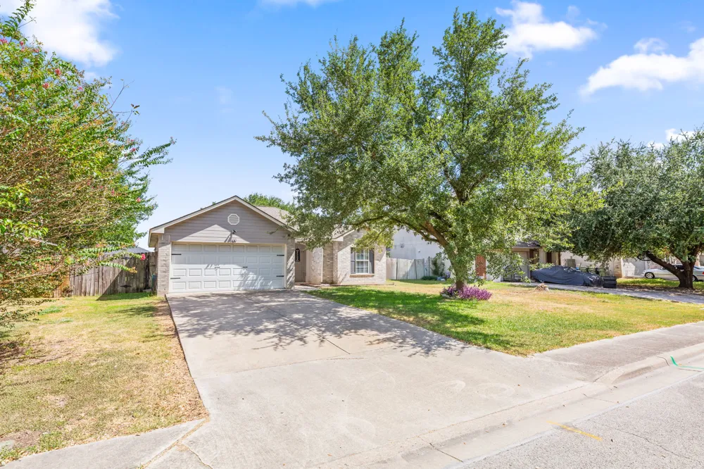 130 Riley Cove Kyle, TX 78640