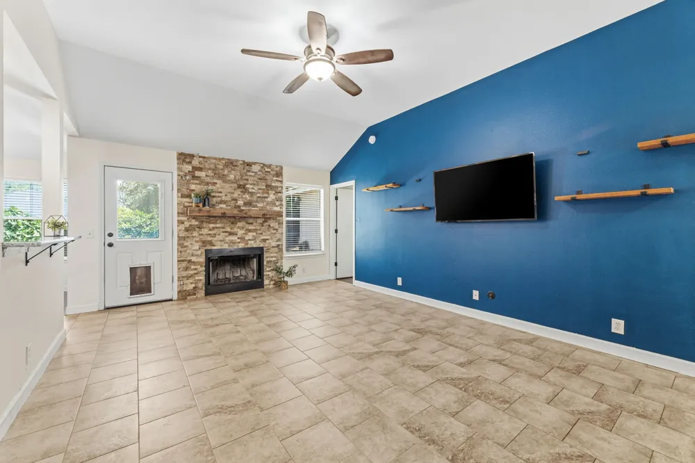 130 Riley Cove Kyle, TX 78640