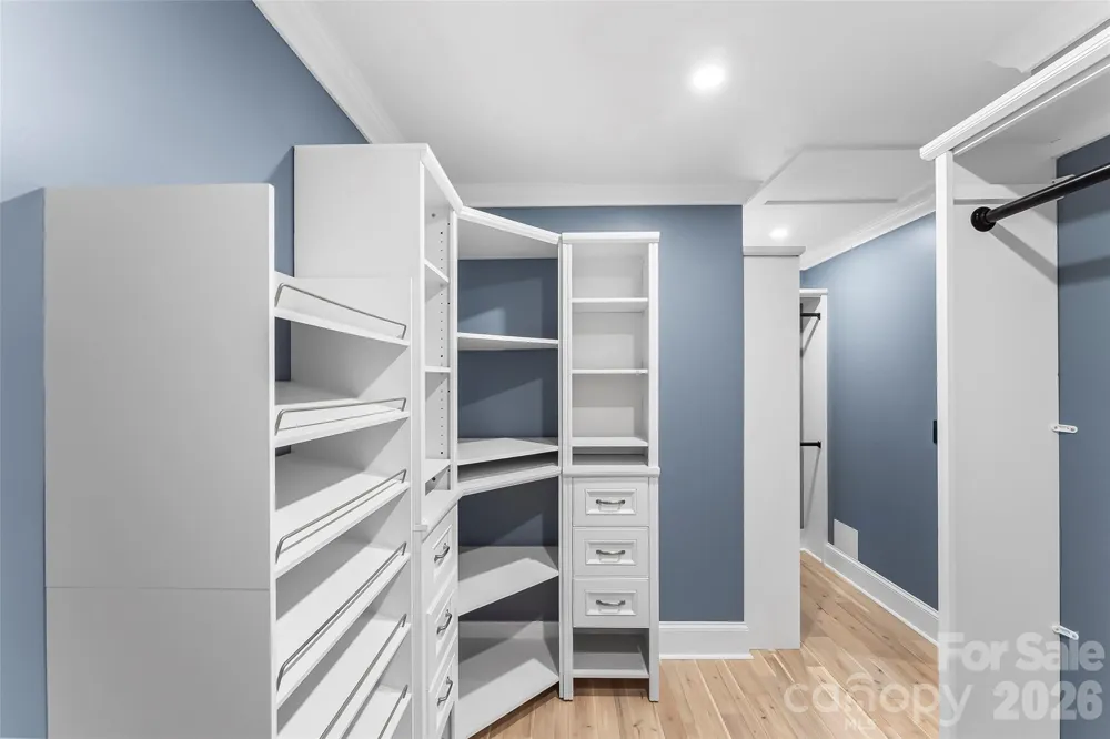 276 Coopers Drive Hendersonville, NC 28739