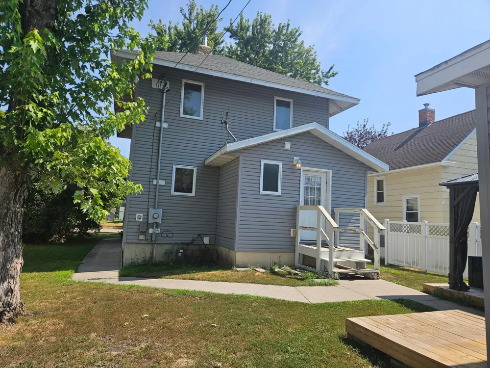 215 8th Street Breckenridge, MN 56520