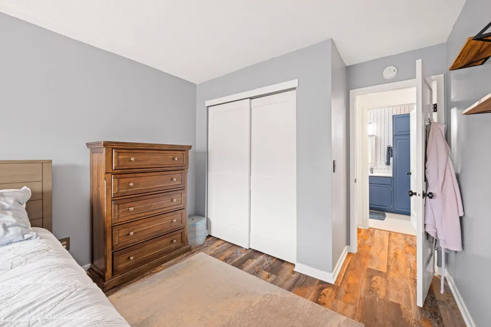 1392 Carling Drive #305 Saint Paul, MN 55108