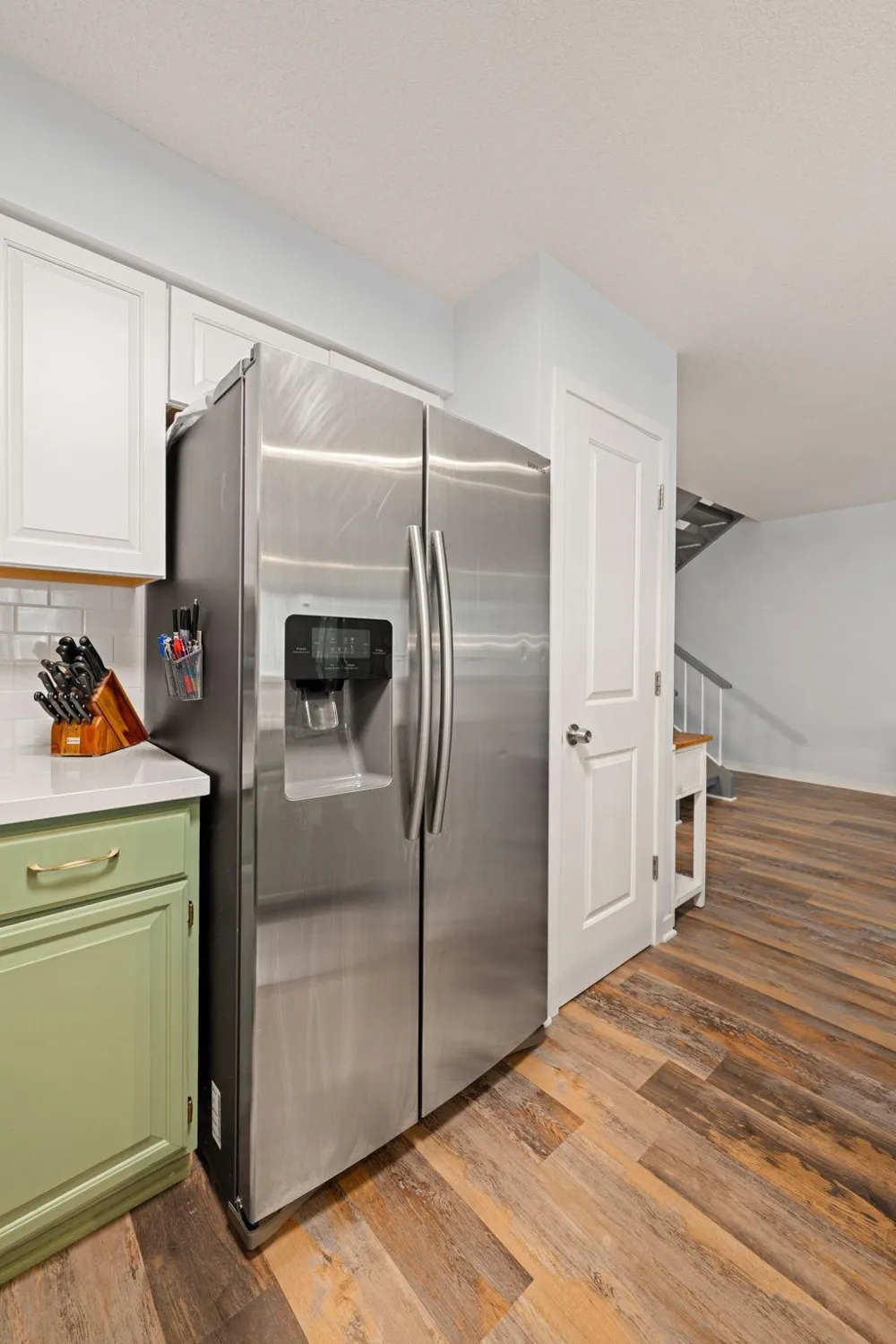 1392 Carling Drive #305 Saint Paul, MN 55108