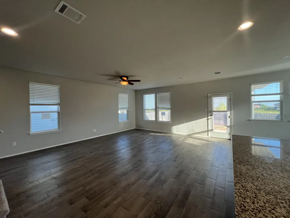 504 Star Garnet Drive Jarrell, TX 76537