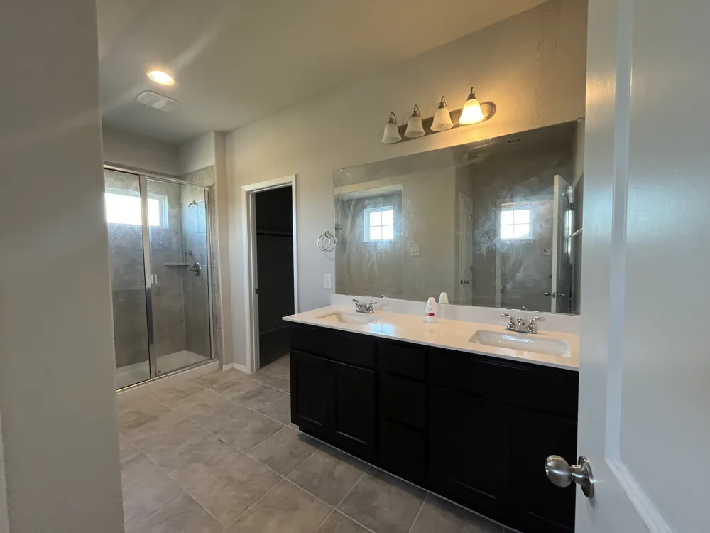 504 Star Garnet Drive Jarrell, TX 76537
