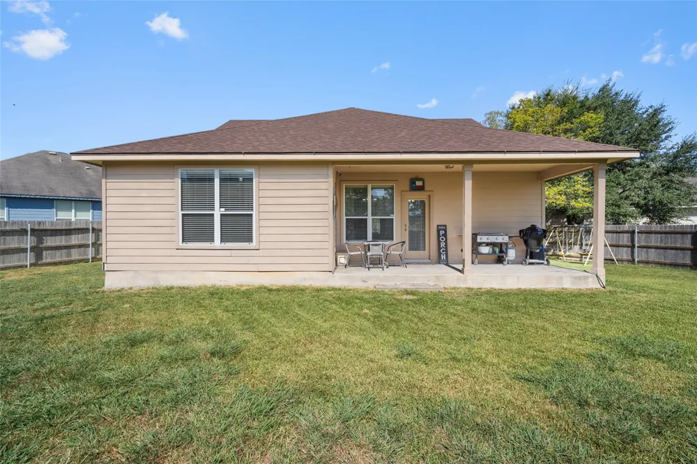 149 Dropper Kyle, TX 78640