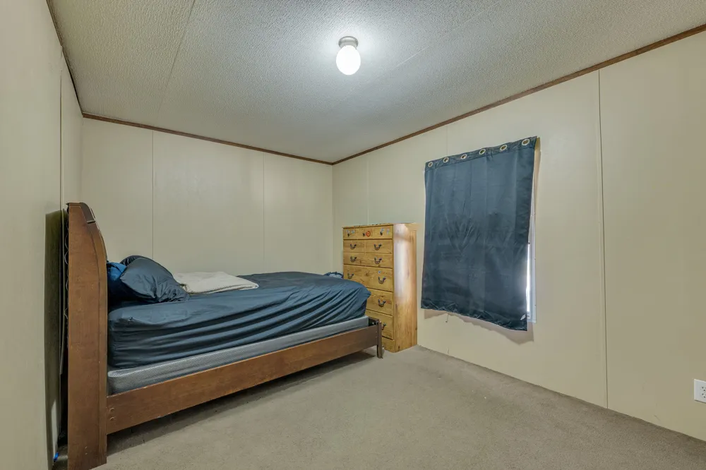 1781 Long Road Lockhart, TX 78644