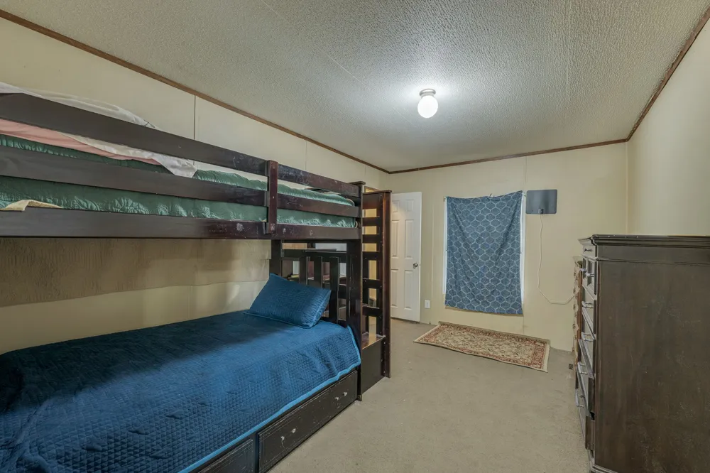 1781 Long Road Lockhart, TX 78644