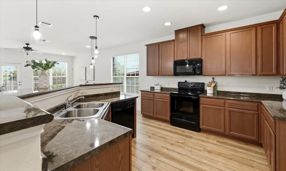 1113 Renaissance Trail Round Rock, TX 78665