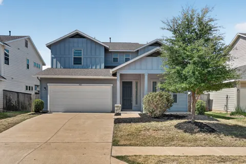 8013 Turnberry Lane