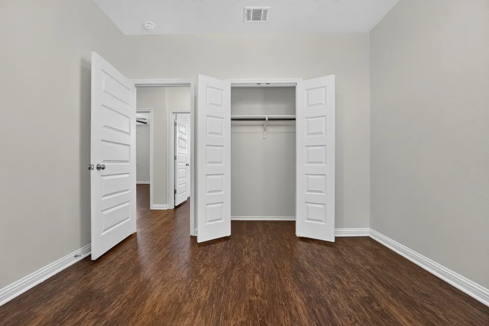 8013 Turnberry Lane Austin, TX 78744