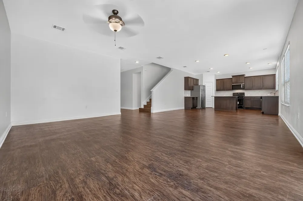 8013 Turnberry Lane Austin, TX 78744