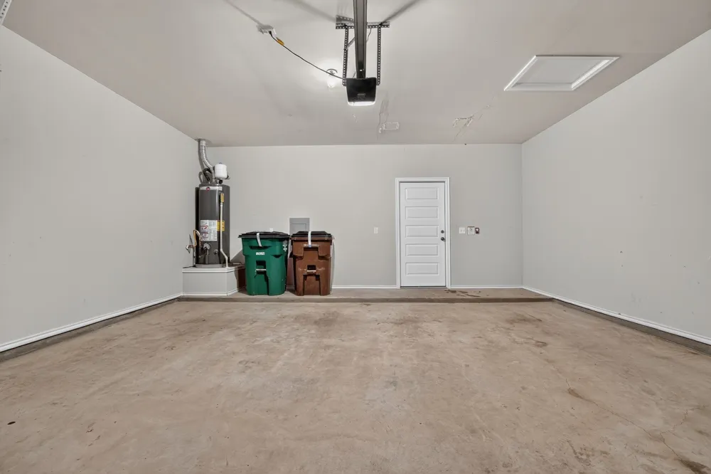 8013 Turnberry Lane Austin, TX 78744